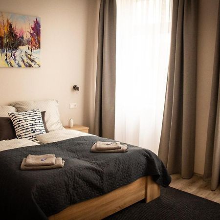 Loli Apartman Miskolc Bagian luar foto